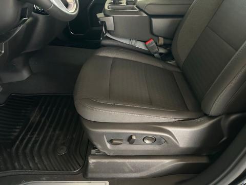 New Onyx Black 2026 GMC Sierra 1500 SLE RWD - photo 11 - Stock #260656