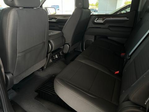 New Onyx Black 2026 GMC Sierra 1500 SLE RWD - photo 14 - Stock #260656