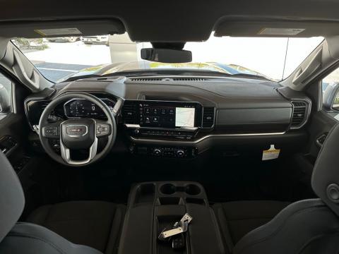 New Onyx Black 2026 GMC Sierra 1500 SLE RWD - photo 19 - Stock #260656