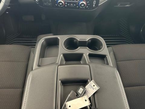 New Onyx Black 2026 GMC Sierra 1500 SLE RWD - photo 20 - Stock #260656