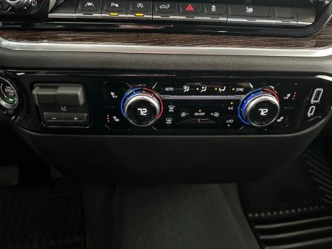 New Onyx Black 2026 GMC Sierra 1500 SLE RWD - photo 23 - Stock #260656