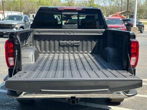 New Onyx Black 2026 GMC Sierra 1500 SLE RWD - photo 6 - Stock #260656