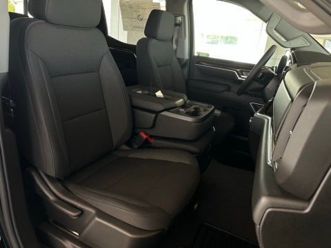 New Onyx Black 2026 GMC Sierra 1500 SLE RWD - photo 16 - Stock #260656