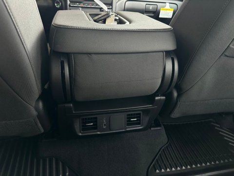 New Onyx Black 2026 GMC Sierra 1500 Pro 4WD - photo 21 - Stock #261136