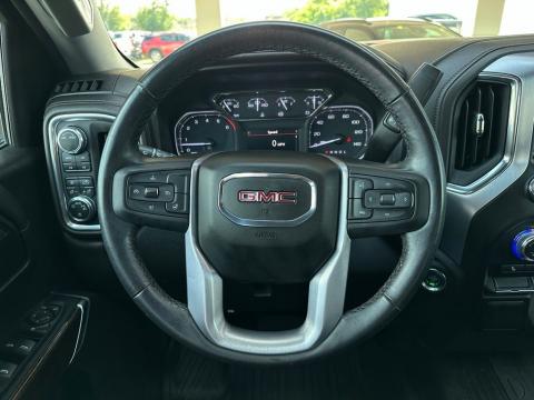 Pre-Owned Cardinal Red 2022 GMC Sierra 1500 Limited Elevation 4WD - photo 19 - Stock #260746A