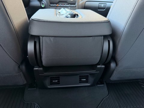New Onyx Black 2026 GMC Sierra 1500 Pro 4WD - photo 22 - Stock #261361