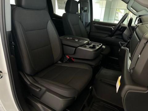 New Summit White 2026 GMC Sierra 1500 SLE 4WD - photo 16 - Stock #260763