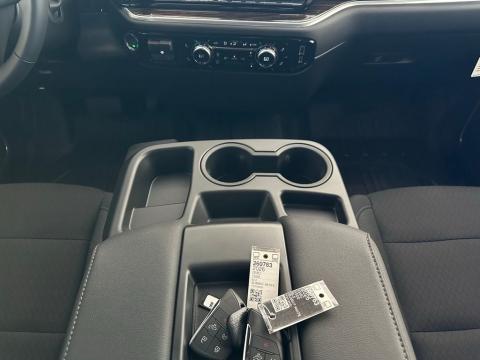 New Summit White 2026 GMC Sierra 1500 SLE 4WD - photo 20 - Stock #260763