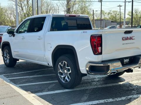 New Summit White 2026 GMC Sierra 1500 SLE 4WD - photo 8 - Stock #260763