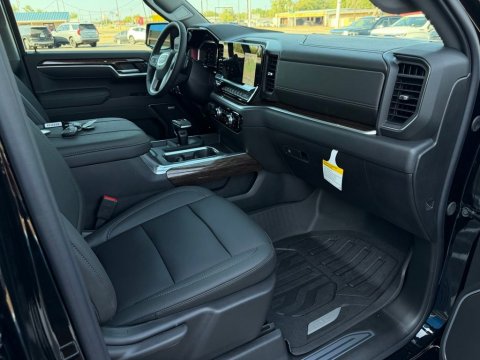 New Onyx Black 2026 GMC Sierra 1500 Elevation 4WD - photo 19 - Stock #261267