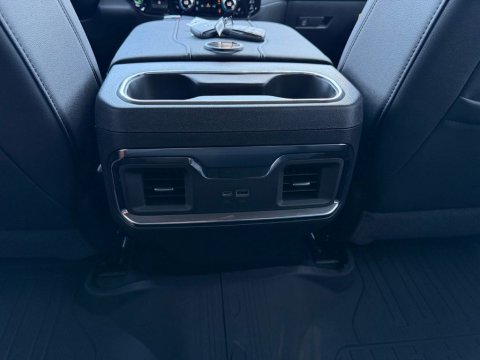 New Onyx Black 2026 GMC Sierra 1500 Elevation 4WD - photo 25 - Stock #261267