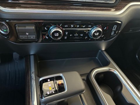 New Sterling Metallic 2026 GMC Sierra 1500 Elevation 4WD - photo 24 - Stock #261170