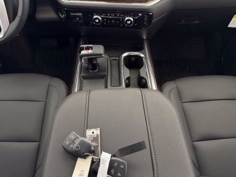 New Summit White 2026 GMC Sierra 1500 Elevation 4WD - photo 31 - Stock #261258