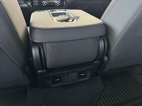 New Summit White 2026 GMC Sierra 1500 Elevation 4WD - photo 21 - Stock #260963
