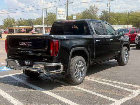 New Onyx Black 2026 GMC Sierra 1500 SLT 4WD - photo 24 - Stock #261336
