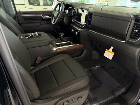New Onyx Black 2026 GMC Sierra 1500 SLT 4WD - photo 32 - Stock #261336