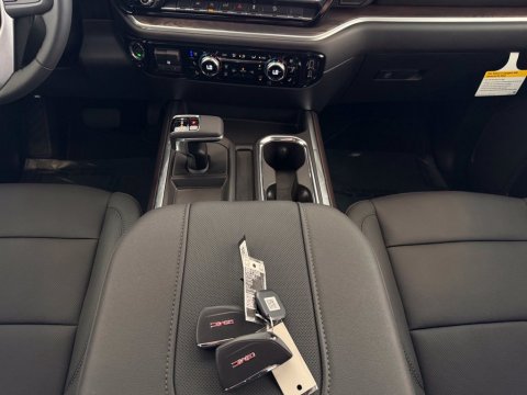 New Onyx Black 2026 GMC Sierra 1500 SLT 4WD - photo 37 - Stock #261336