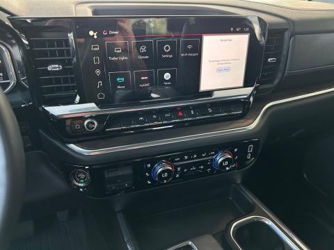 Certified Pre-Owned Sterling Metallic 2025 GMC Sierra 1500 SLT 4WD - photo 24 - Stock #261007A