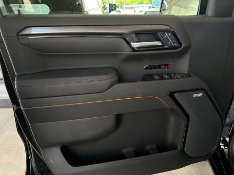 New Onyx Black 2026 GMC Sierra 1500 AT4 4WD - photo 10 - Stock #261025