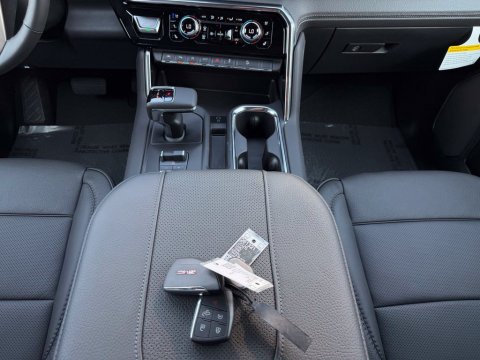 New Onyx Black 2026 GMC Sierra 1500 Denali 4WD - photo 21 - Stock #261321