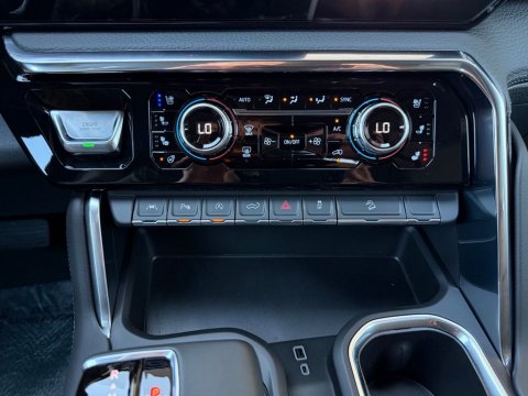 New Onyx Black 2026 GMC Sierra 1500 Denali 4WD - photo 24 - Stock #261249