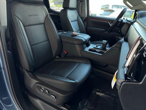New Downpour Metallic 2026 GMC Sierra 1500 Denali 4WD - photo 16 - Stock #260879