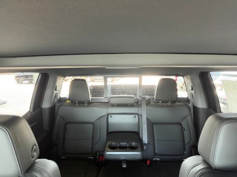 New Glacier White Tricoat 2026 GMC Sierra 1500 Denali 4WD - photo 25 - Stock #261226