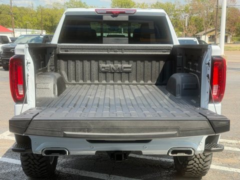 New Glacier White Tricoat 2026 GMC Sierra 1500 Denali 4WD - photo 6 - Stock #261226