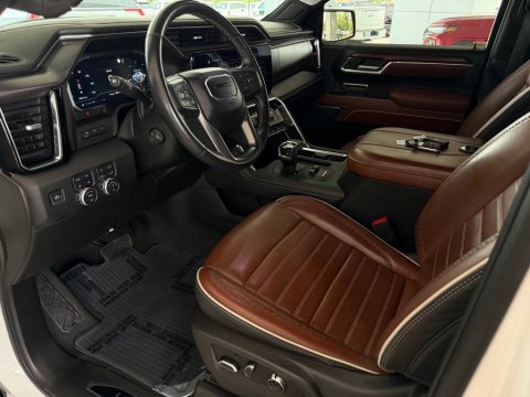 Certified Pre-Owned White Frost Tricoat 2023 GMC Sierra 1500 Denali Ultimate 4WD - photo 10 - Stock #260987A