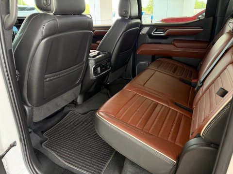 Certified Pre-Owned White Frost Tricoat 2023 GMC Sierra 1500 Denali Ultimate 4WD - photo 15 - Stock #260987A