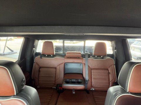 Certified Pre-Owned White Frost Tricoat 2023 GMC Sierra 1500 Denali Ultimate 4WD - photo 26 - Stock #260987A