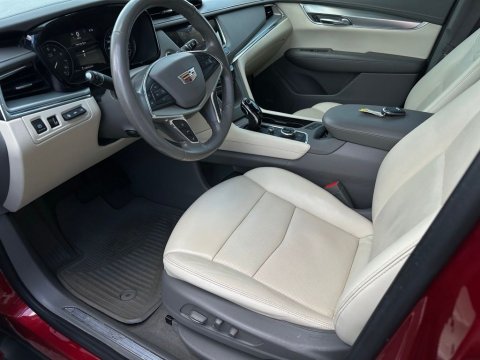 Pre-Owned Infrared Tintcoat 2021 Cadillac XT5 Premium Luxury FWD - photo 11 - Stock #260868A