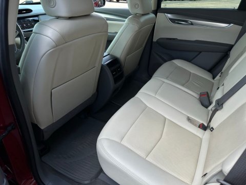 Pre-Owned Infrared Tintcoat 2021 Cadillac XT5 Premium Luxury FWD - photo 16 - Stock #260868A