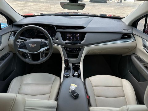 Pre-Owned Infrared Tintcoat 2021 Cadillac XT5 Premium Luxury FWD - photo 21 - Stock #260868A