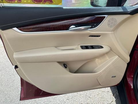 2017 Cadillac XT5 Premium Luxury