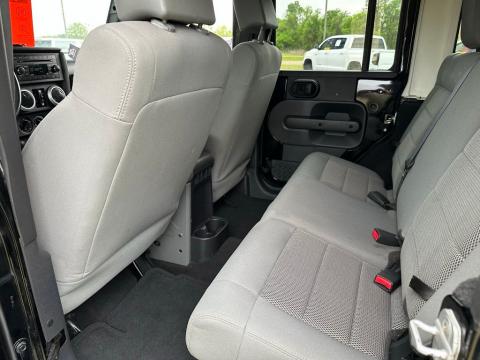 Pre-Owned Black Clearcoat 2008 Jeep Wrangler Unlimited Sahara 4WD - photo 15 - Stock #X2448