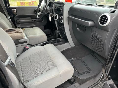 Pre-Owned Black Clearcoat 2008 Jeep Wrangler Unlimited Sahara 4WD - photo 16 - Stock #X2448