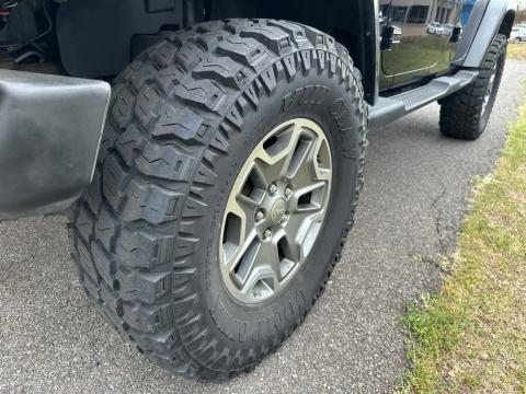 Pre-Owned Black Clearcoat 2008 Jeep Wrangler Unlimited Sahara 4WD - photo 8 - Stock #X2448