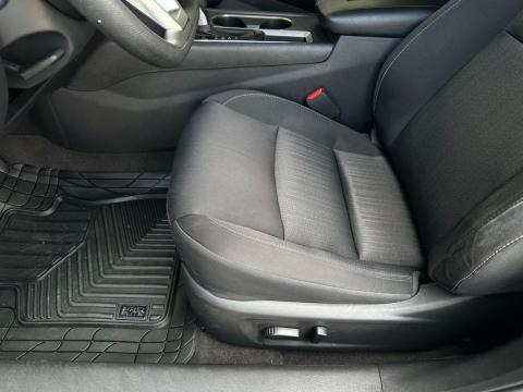 Pre-Owned Brilliant Silver Metallic 2022 Nissan Altima 2.5 SV FWD - photo 12 - Stock #260789A