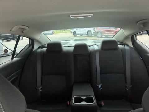 Pre-Owned Brilliant Silver Metallic 2022 Nissan Altima 2.5 SV FWD - photo 26 - Stock #260789A