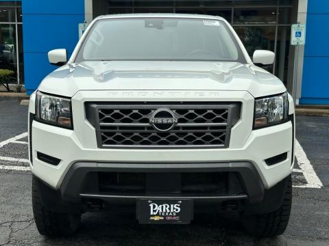 2022 Nissan Frontier SV Crew Cab 4X4 SWB's photo