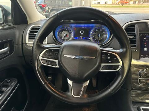 2022 Chrysler 300 Touring