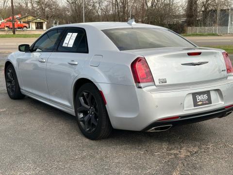 2022 Chrysler 300 Touring