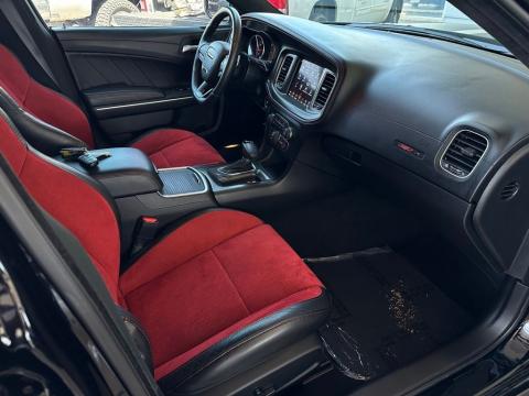 Pre-Owned Pitch Black Clearcoat 2023 Dodge Charger R/T Scat Pack Widebody RWD - photo 15 - Stock #260910A