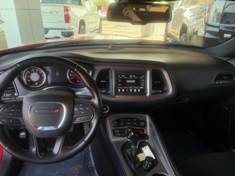 Pre-Owned Torred Clearcoat 2023 Dodge Challenger GT RWD - photo 13 - Stock #CF1005