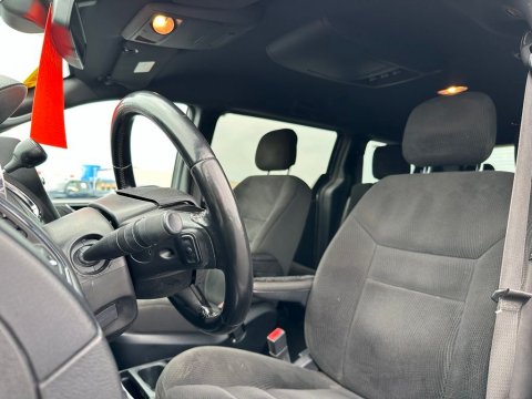 Pre-Owned Granite Crystal Metallic Clearcoat 2020 Dodge Grand Caravan SE Plus FWD - photo 15 - Stock #X2500