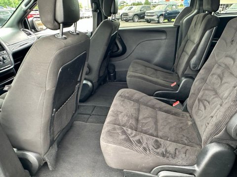 Pre-Owned Granite Crystal Metallic Clearcoat 2020 Dodge Grand Caravan SE Plus FWD - photo 16 - Stock #X2500