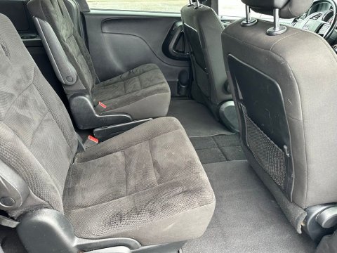 Pre-Owned Granite Crystal Metallic Clearcoat 2020 Dodge Grand Caravan SE Plus FWD - photo 19 - Stock #X2500