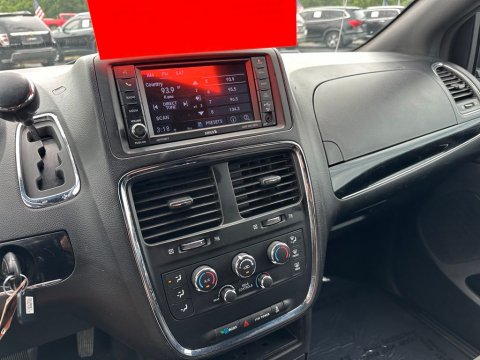 Pre-Owned Granite Crystal Metallic Clearcoat 2020 Dodge Grand Caravan SE Plus FWD - photo 24 - Stock #X2500