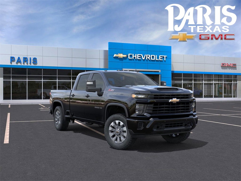 2026 Chevrolet Silverado Custom photo 4